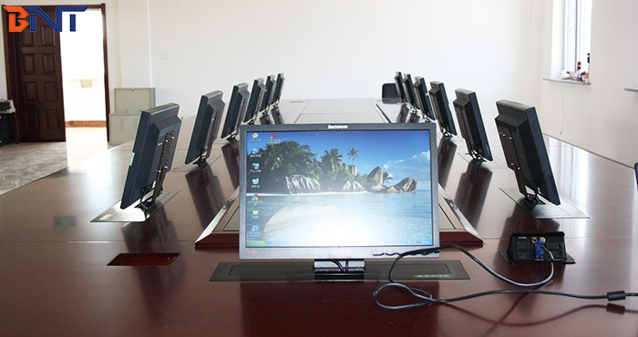 BNT 13PCS液晶屏升降器和2PCS桌面插座，用于广州南沙政府办公楼会议室项目