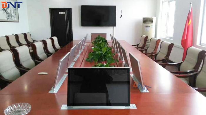14PCS ultra thin 21.5 inch lcd monitor lift for IT solution company in Shenzhen, China