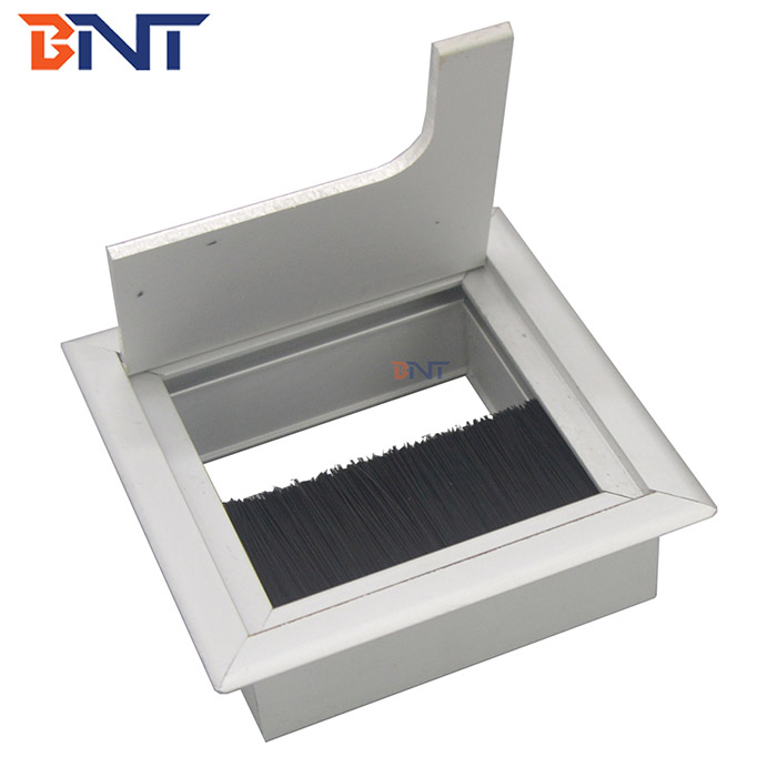 80*80mm brush table cable manager BF004